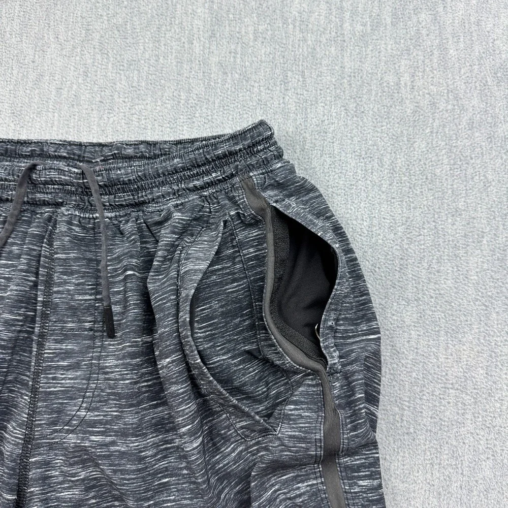 Lululemon Shorts Mens Small Gray Pace Breaker 9